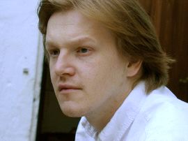 Photo of John Neale, Bayreuth, July 2001